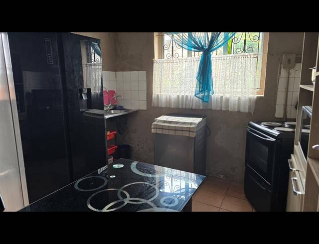 2 BEDROOM HOUSE FOR SALE IN WESTCLIFF